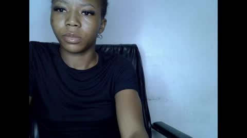 Snapshot of slim_ebonypet chatting on 06.06.26 Crystal online show from 06.06.26