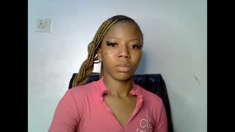 Snapshot of slim_ebonypet chatting on 06.19.26 Crystal online show from 06.19.26