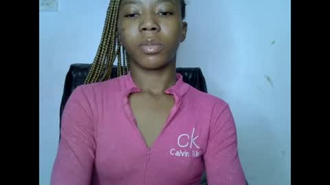Snapshot of slim_ebonypet chatting on 06.28.26 Crystal online show from 06.28.26