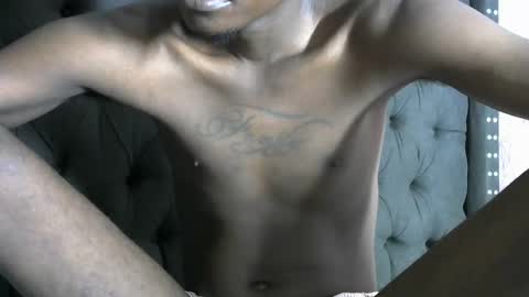 Snapshot of slim_long01 chatting on 02.03.25 slim long01 online show from 02.03.25