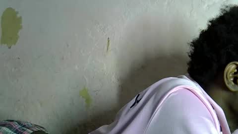 Snapshot of slim_long01 chatting on 10.23.25 slim long01 online show from 10.23.25