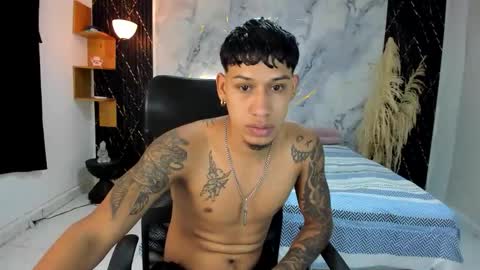 Snapshot of slim_master12 chatting on 04.24.26 slim_master12 online show from 04.24.26