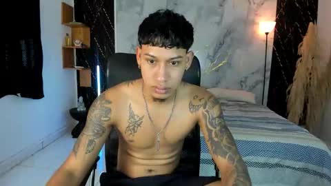 Snapshot of slim_master12 chatting on 05.01.26 slim_master12 online show from 05.01.26
