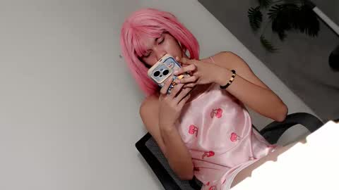 slim_nathalia online show from 04.28.26