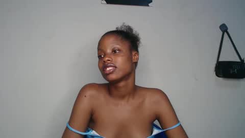 Snapshot of slim_perry chatting on 03.11.26 perry online show from 03.11.26