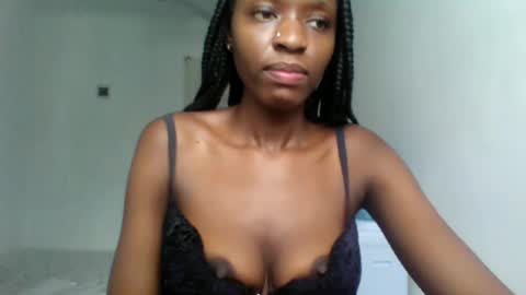 slimandthick1 online show from 04.23.26