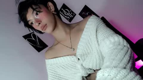 Snapshot of slimgirl_patricia chatting on 03.26.26 Pat online show from 03.26.26