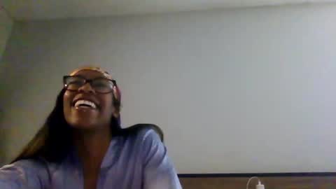 Snapshot of slimmmgooodiexoxo chatting on 12.11.24 slimmmgooodiexoxo online show from 12.11.24