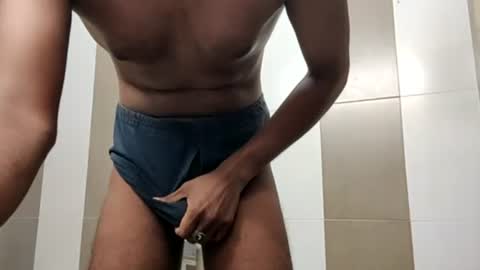 slowmooo_42069 online show from 09.12.25