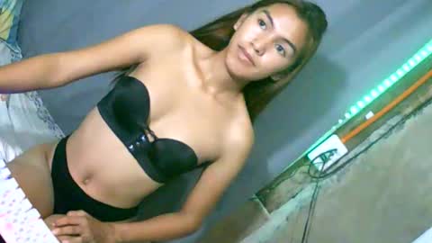 slut_goddessqueen69 online show from 11.18.25