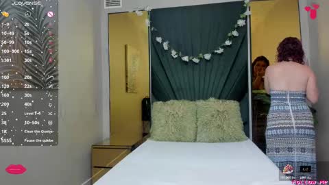 Snapshot of slut_milf4u chatting on 02.20.25 Paola online show from 02.20.25