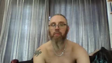 Snapshot of slutfucker20 chatting on 05.16.26 slutfucker20 online show from 05.16.26