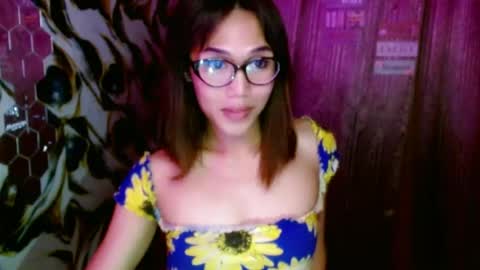 Snapshot of slutqueen_raz chatting on 07.04.26 Raz online show from 07.04.26