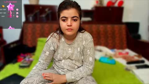 Snapshot of slutty_milf_bitch chatting on 11.09.25 Ana online show from 11.09.25