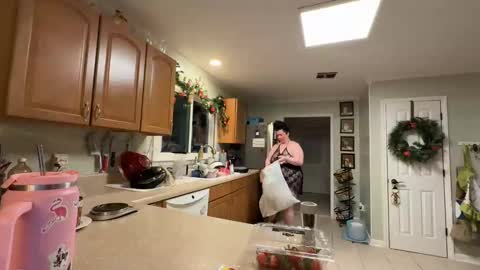 Snapshot of sluttychasity chatting on 01.13.26 sluttychasity online show from 01.13.26