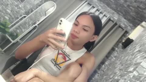 Snapshot of sluttychie chatting on 02.25.25 CHIE CHIE online show from 02.25.25