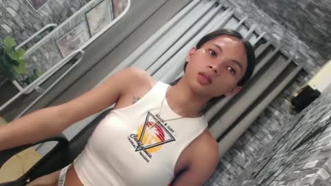 Snapshot of sluttychie chatting on 03.04.25 CHIE CHIE online show from 03.04.25