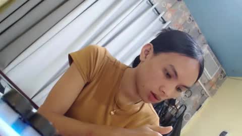 CHIE CHIE online show from 04.06.26