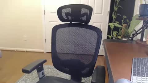 Snapshot of sluttyputtyxxx chatting on 10.04.25 sluttyputtyxxx online show from 10.04.25