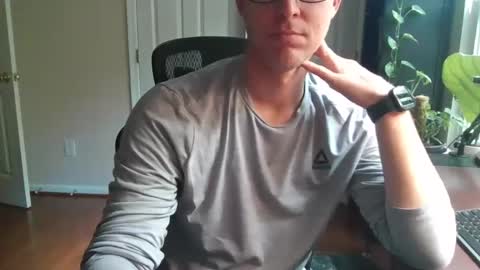 Snapshot of sluttyputtyxxx chatting on 10.06.25 sluttyputtyxxx online show from 10.06.25