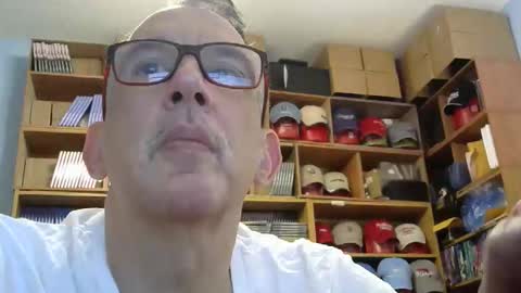 Snapshot of sluttyslave81 chatting on 11.16.25 sluttyslave81 online show from 11.16.25