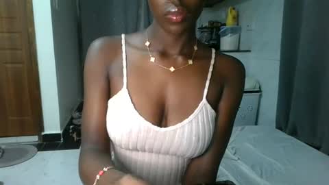 Snapshot of sly_rose chatting on 07.19.26 sly_rose online show from 07.19.26