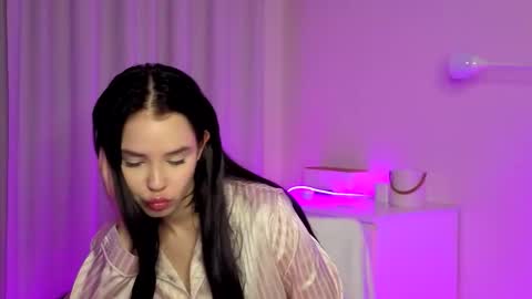 Lily online show from 01.31.26