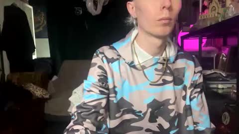 Snapshot of slytherinboy_01 chatting on 12.05.25 slytherinboy_01 online show from 12.05.25