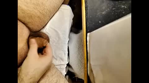 Snapshot of small_1986 chatting on 12.08.24 transmisin gratuita bajo demanda free broadcast on demand online show from 12.08.24