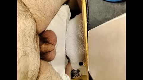 Snapshot of small_1986 chatting on 01.27.25 transmisin gratuita bajo demanda free broadcast on demand online show from 01.27.25