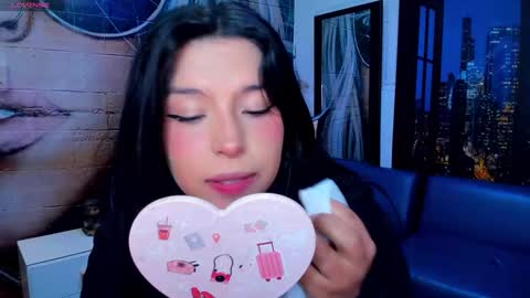 Snapshot of small__naughty chatting on 01.22.25 Mariana Torres online show from 01.22.25