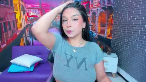 Mariana Torres online show from 03.05.26