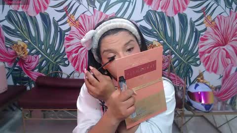 Mariana Torres online show from 05.05.26