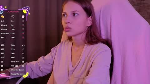 Snapshot of small_emma0 chatting on 10.03.25 Emma online show from 10.03.25