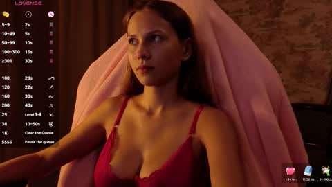 Snapshot of small_emma0 chatting on 10.18.25 Emma online show from 10.18.25