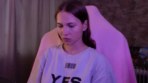 Emma online show from 12.22.25