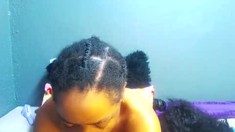 smallboobsxx online show from 05.17.26