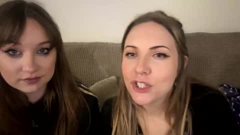 smallclitbitch333 online show from 03.13.26