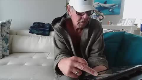 Daddy online show from 01.08.25