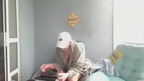 Daddy online show from 10.10.25