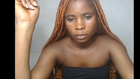 Snapshot of smallsluty chatting on 05.18.26 smallsluty online show from 05.18.26