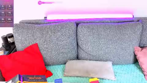 Snapshot of smartandamazing chatting on 06.27.26 Dasha online show from 06.27.26