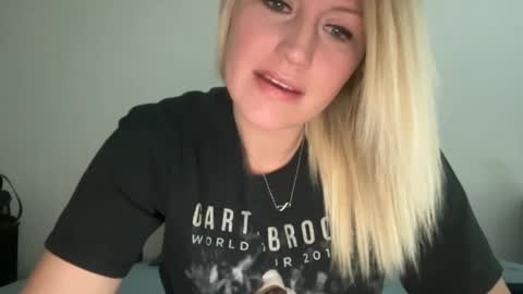 smexxii93 online show from 01.23.25