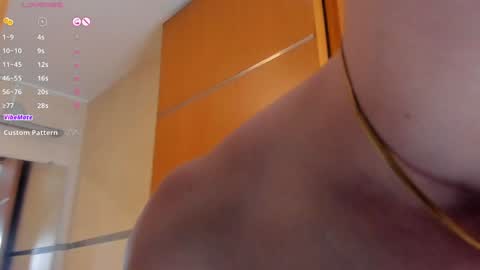 Snapshot of smiith_jade chatting on 12.23.24 Jade Smiith online show from 12.23.24