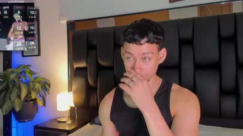 Snapshot of smiith_jade chatting on 10.16.25 Jade Smiith online show from 10.16.25