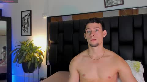 Snapshot of smiith_jade chatting on 11.24.25 Jade Smiith online show from 11.24.25