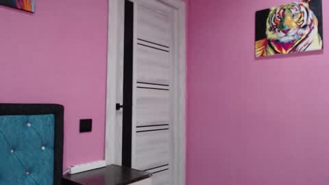 smile_cute_fox online show from 12.19.25