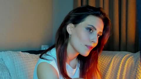 Bella online show from 09.14.25