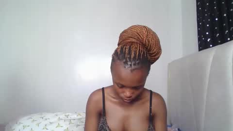 smiley luv1 online show from 01.13.26