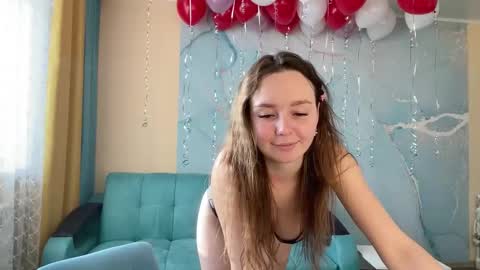 Snapshot of smiling_riddle chatting on 02.13.25 smiling_riddle online show from 02.13.25